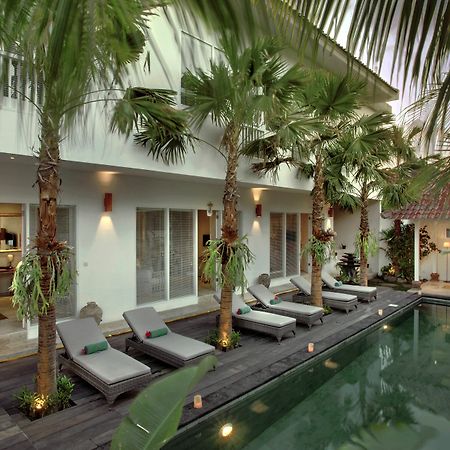 Room & Vespa 4 Seminyak Dış mekan fotoğraf